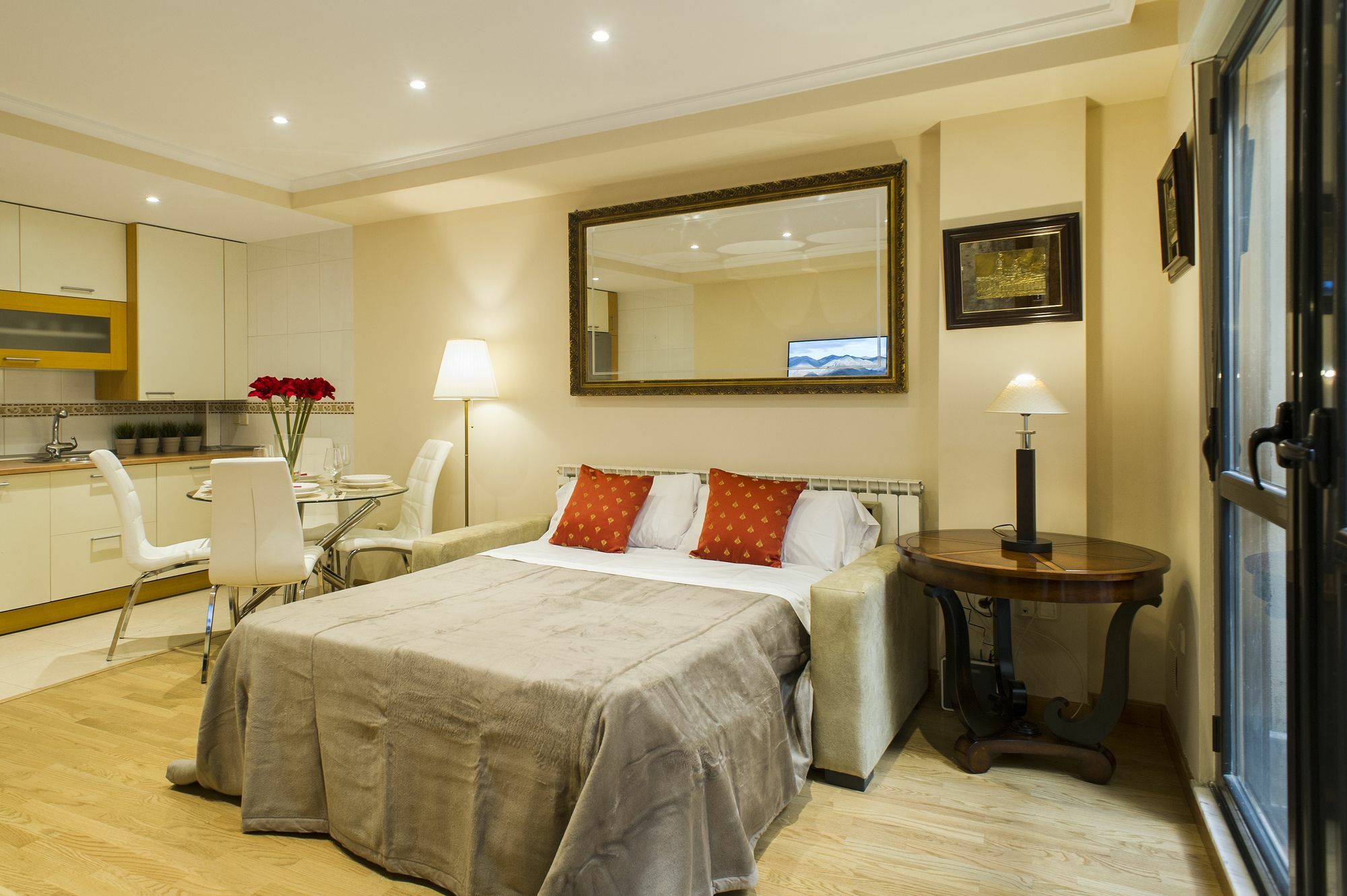 Rent Apartments Salamanca Cervantes 47 Екстер'єр фото