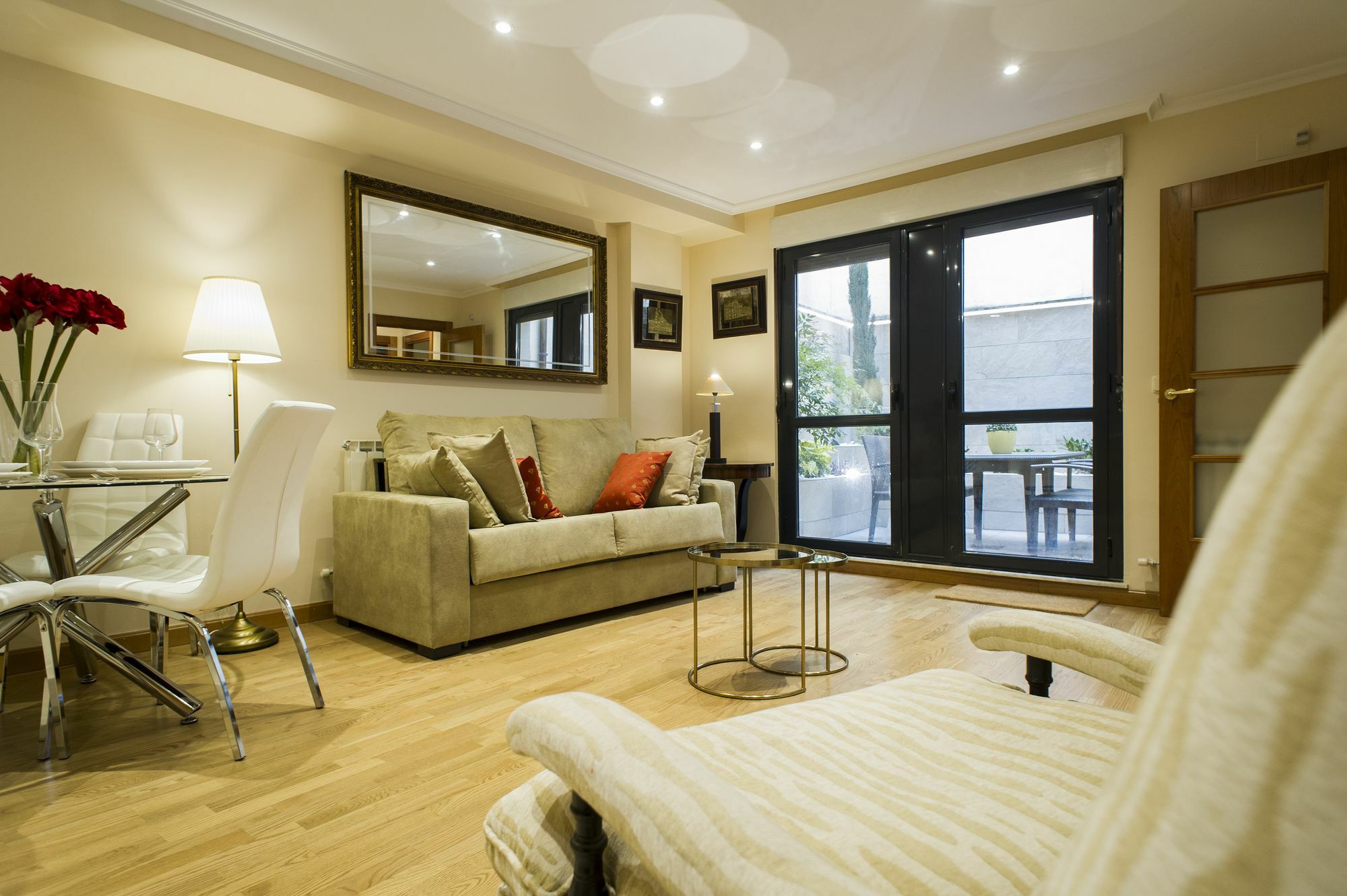Rent Apartments Salamanca Cervantes 47 Екстер'єр фото